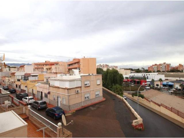 Piso en Venta en Almería