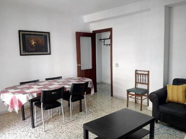 Piso en Venta en Almería
