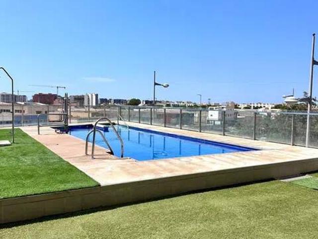 Piso en Venta en Almería