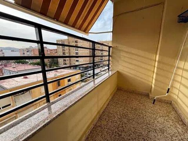 Piso en Venta en Almería