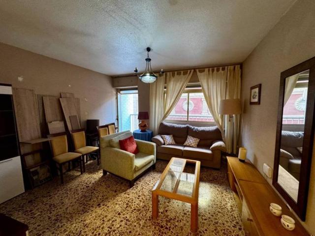 Piso en Venta en Almería