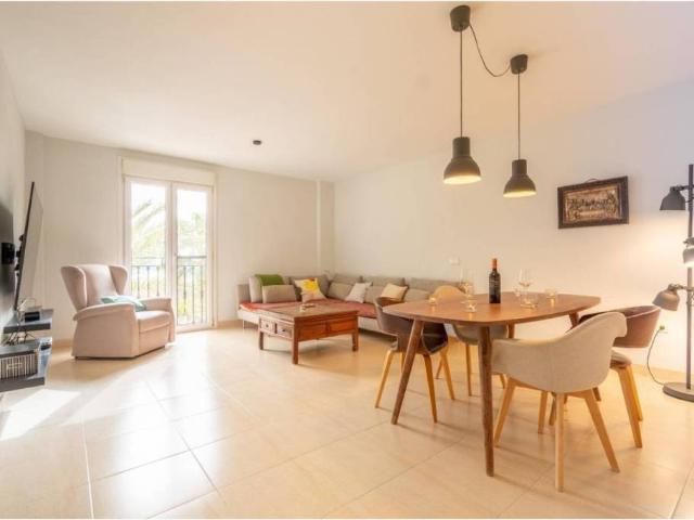 Piso en Venta en Almería