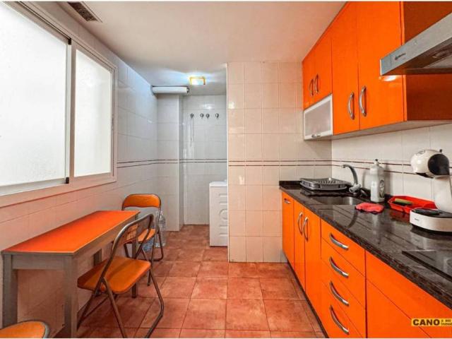 Piso en Venta en Almería