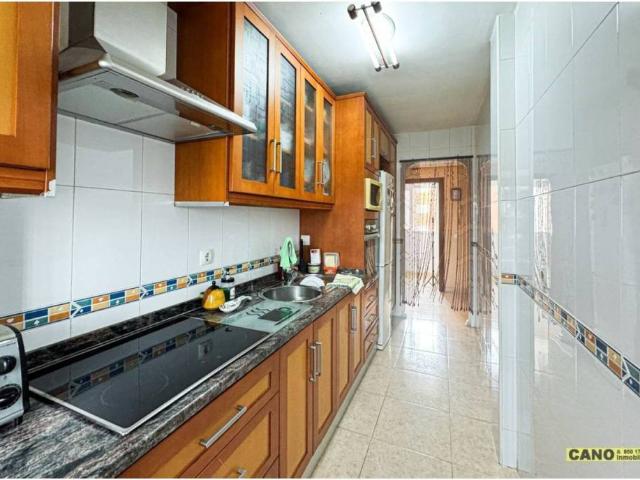 Piso en Venta en Almería