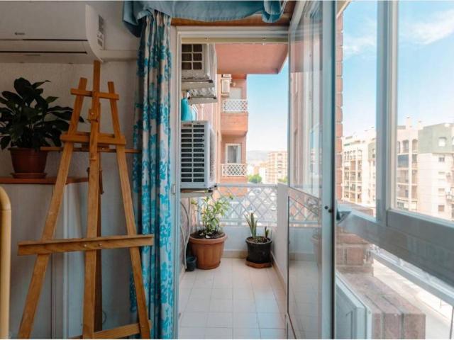 Piso en Venta en Almería