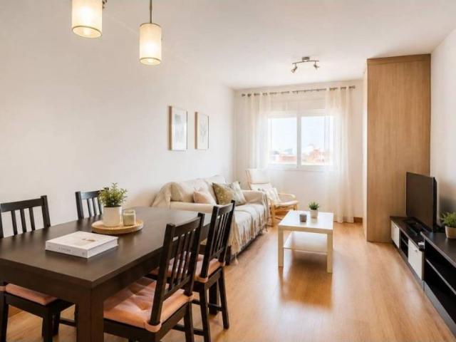 Piso en Venta en Almería