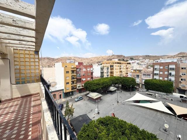 Piso en venta en Almería, Centro. Piso en venta en Almería. Pisos.