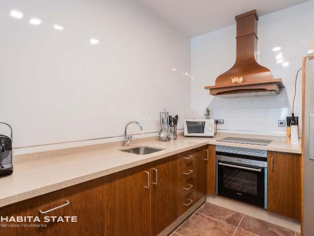 Piso en venta en Almería, Centro. PISO EN VENTA EN PLAZA VIVAS PEREZ. Pisos.