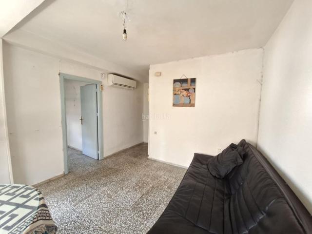 Piso en venta en Almería, Centro. VENTA DE VIVIENDA DE 3 DORMITORIOS TOTALMENTE EXTERIOR. Pisos.