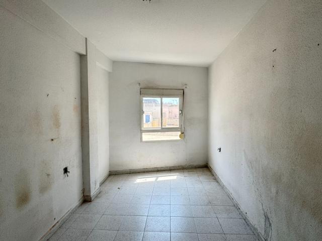 Piso en venta en Almería, Ciudad Jardín Tagarete El Zapillo. PISO EN VENTA PLAZA CARABINEROS. Pisos.