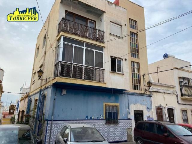 Piso en venta en Almería, Almeria