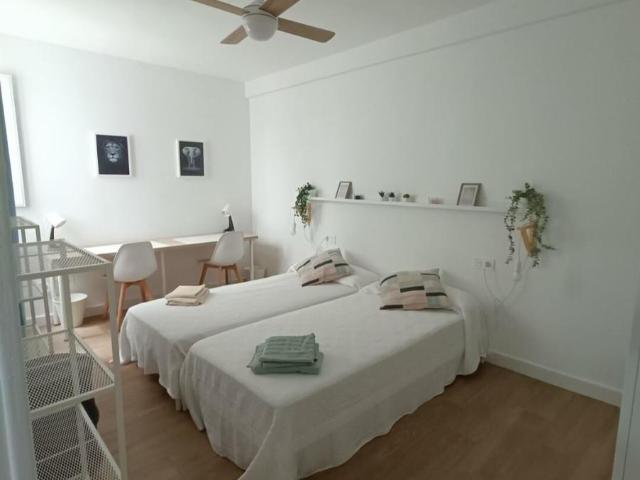 Piso en venta en Almería Almería
