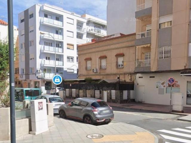 Piso en venta en Almería, Avda. cabo de gata