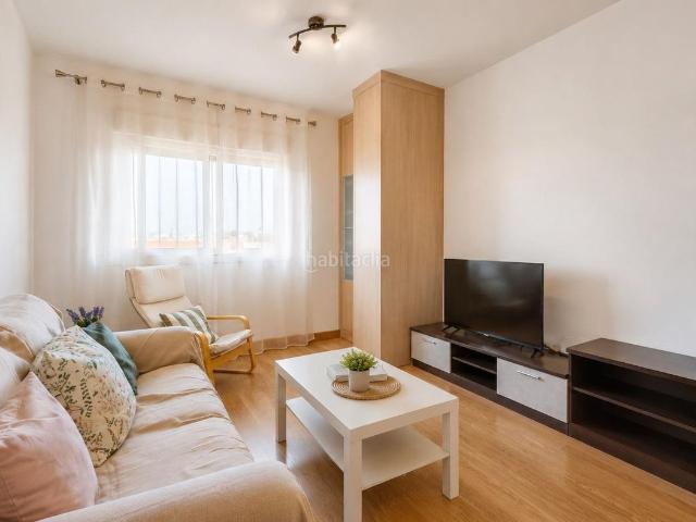 Piso en venta en Almería, Barrio Alto San Félix. Luminoso piso de 3 dormitorios y 2 baños en Rambla Amatisteros. Pisos.