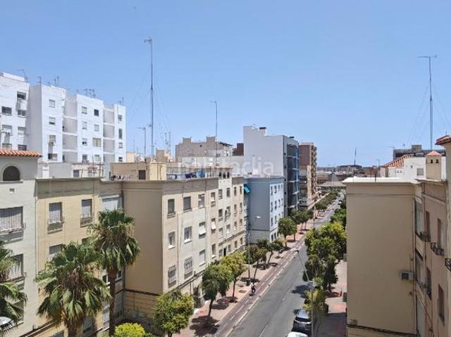Piso en venta en Almería, Oliveros Altamira. PISO EN ALMERIA, CALLE ALTAMIRA. Pisos.