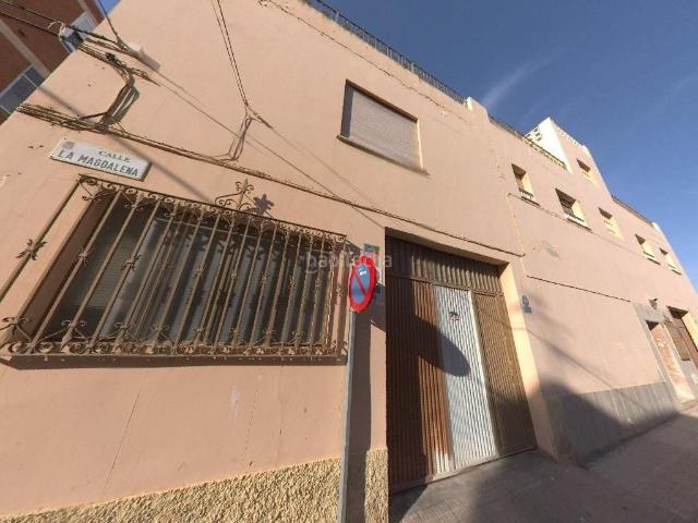Piso en venta en Almería, Los Molinos Villa Blanca. Venta de Piso en primera planta sin posesión no visitable en Almería. Pisos.