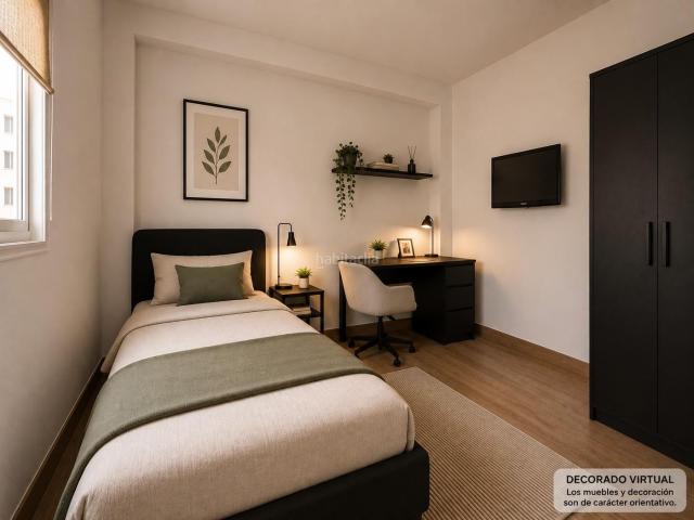 Piso en venta en Almería, Nueva Andalucía. Piso en Calzada de Castro. Pisos.
