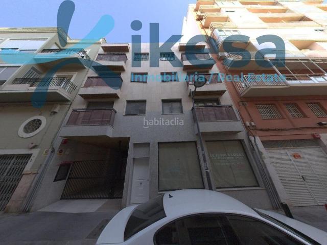 Piso en venta en Almería, Plaza de Toros Santa Rita. Venta de vivienda en Almería. ACTIVO INMOBILIARIO SIN POSESIÓN. Pisos.