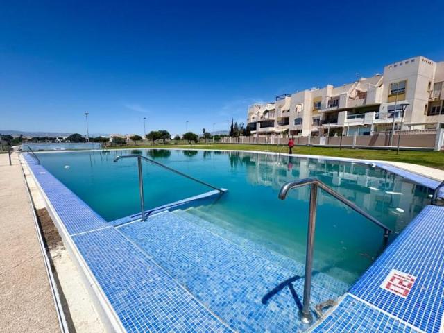 Piso en venta en Almería, Toyo
