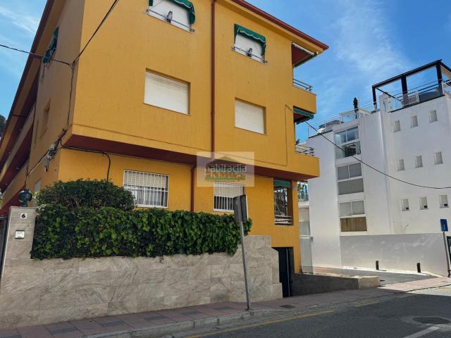 Piso en venta en Almuñécar, Almuñecar centro. Pisos.