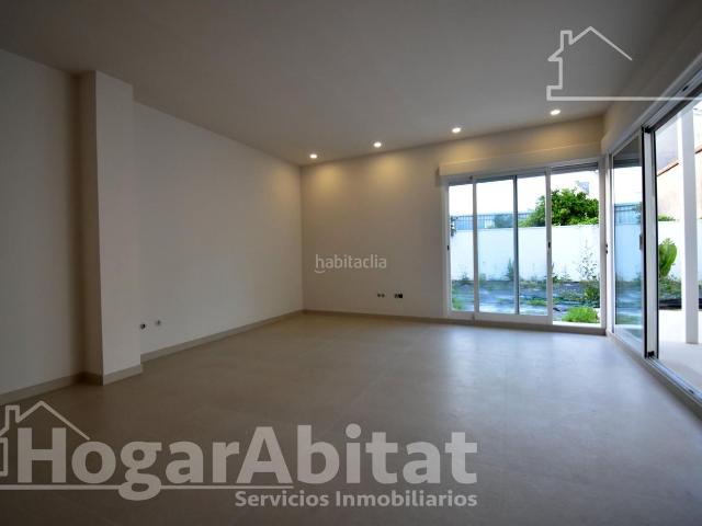 Piso en venta en Alqueria de la Comtessa l´. TOTALMENTE REFORMADO AMPLIO Y LUMINOSO CON TERRAZA. Pisos Alqueria de la Comtessa.