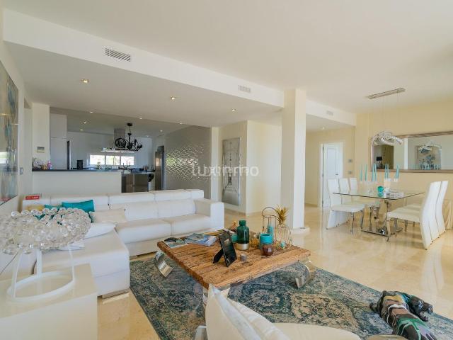 Piso en venta en Altea, Altea Hills. Impresionante apartamento de 4 dormitorios con increíbles vistas en Altea Hills. Pisos.