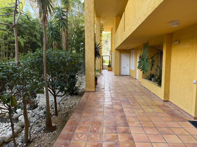 Piso en venta en Altea, Altea la Vella. Hermoso apartamento en venta en Altea, Calle Costa Dorada, con vistas excepcionales al mar. Pisos.