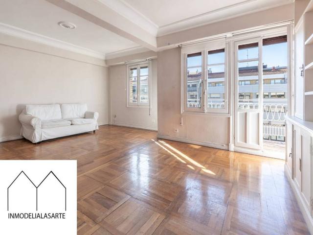 Piso en Venta en Amara