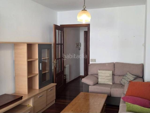 Piso en venta en Ames, O Milladoiro. Piso amplio con garaje y trastero en Rúa Anxeriz, O Milladoiro. Pisos.