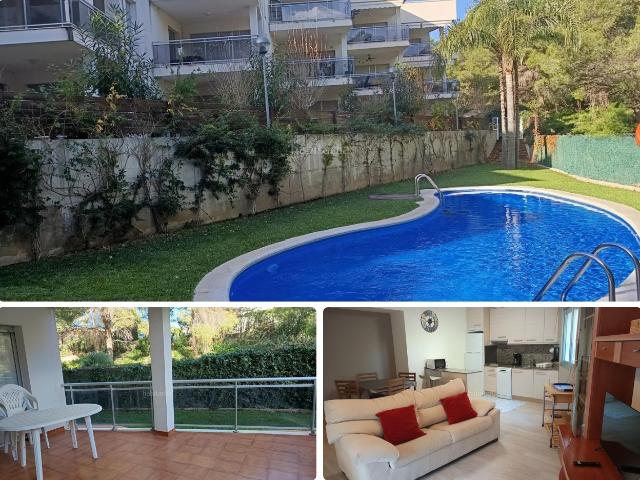 Piso en venta en Ametlla de Mar L´, Calafat Costa Dorada. Bonito piso con entorno natural y acceso directo a la playa y a la piscina, con HUTTE. Pisos Ametlla de Mar.
