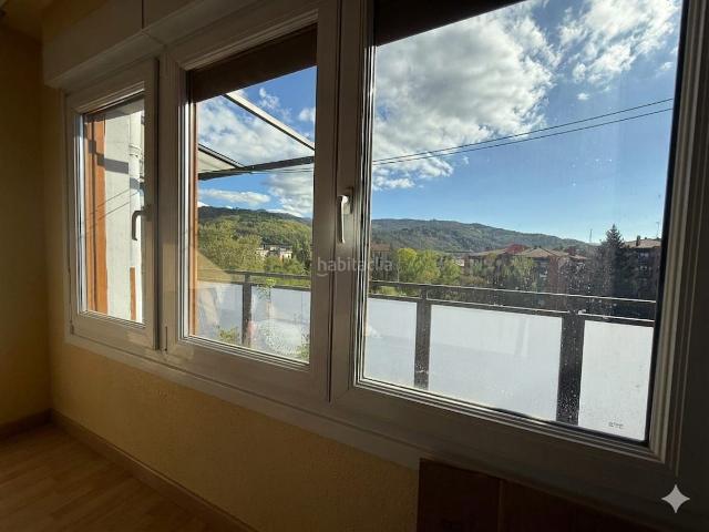 Piso en venta en Amorebieta Etxano. Vivienda en el corazón de Amorebieta con una terraza única. Pisos Amorebieta.