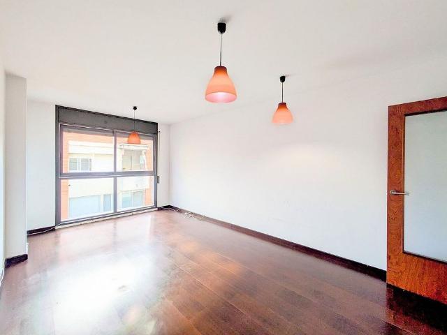 Piso en venta en Amposta, de 90 m² 3 habitaciones por 160.000