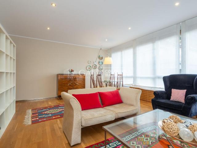 Piso en venta en Andorra la Vella, Centro Pirineos. ACOGEDORA VIVIENDA DE 4 HABITACIONES EN EL CENTRO DE ANDORRA. Pisos Andorra la.
