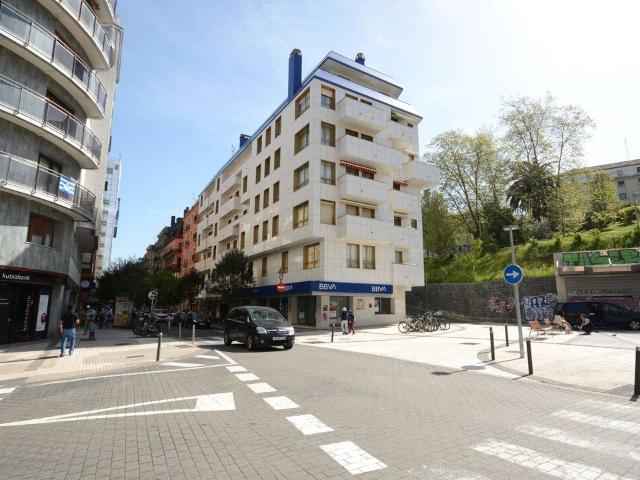 Piso en Venta en Antiguo