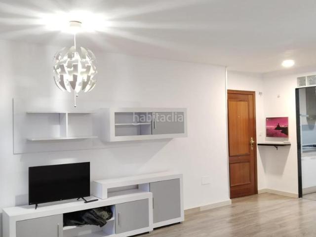 Piso en venta en Archidona. EN ACHIDONA PISO CON GARAJE Y TRASTERO SALE A LA VENTA. Pisos.