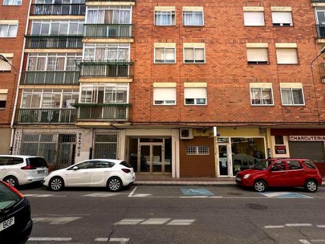 Piso en venta en Aranda de Duero, Calle Fernán González, 09400