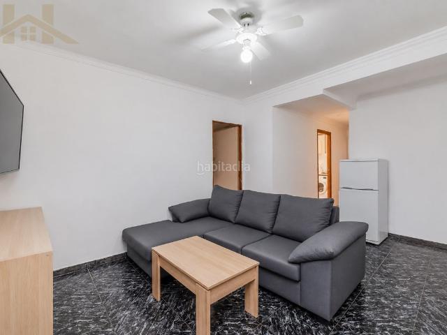 Piso en venta en Aranjuez, Centro. Piso en venta en Calle de Abastos. Pisos.