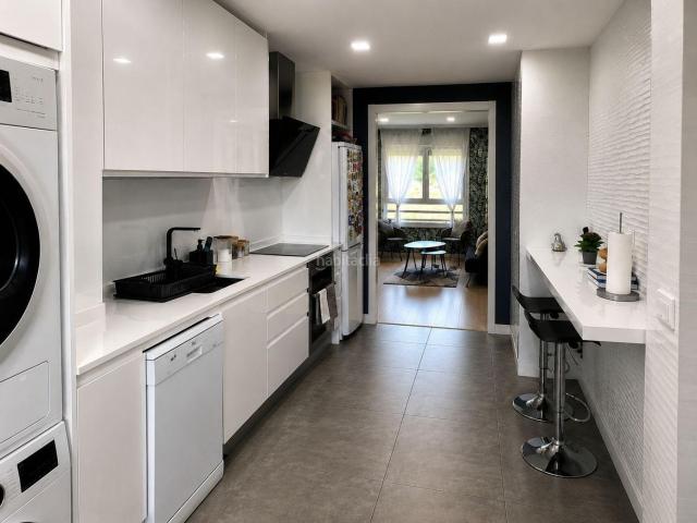 Piso en venta en Arganda del Rey, Perlita. SE VENDE PISO DE 4 DORMITORIOS CON ARRENDAMIENTO EN VIGOR, EXCELENTE RENTA, ALTA RENTABILIDAD. Pisos Arganda del.