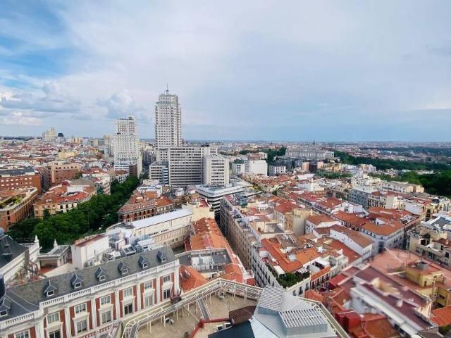 Piso en Venta en Argüelles
