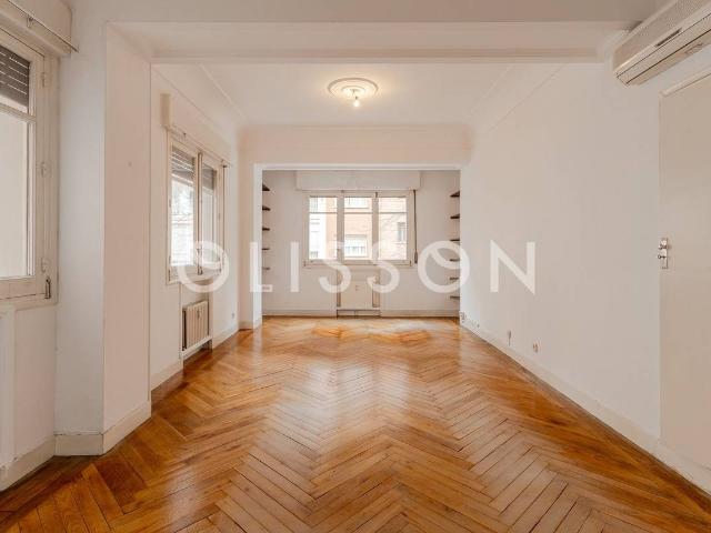 Piso en Venta en Argüelles