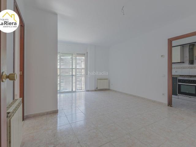 Piso en venta en Arenys de Mar, Centre. PISO DE TRES HABITACIONES CON PARKING Y TRASTERO. Pisos Arenys de.
