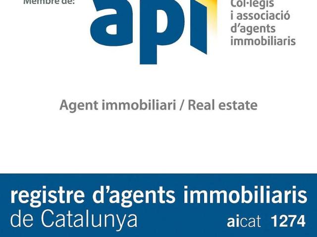 Piso en venta en Arenys de Mar, de 65 m² 3 habitaciones por 320.000