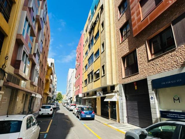 Piso en Venta en Arenales Lugo Avda. Marítima