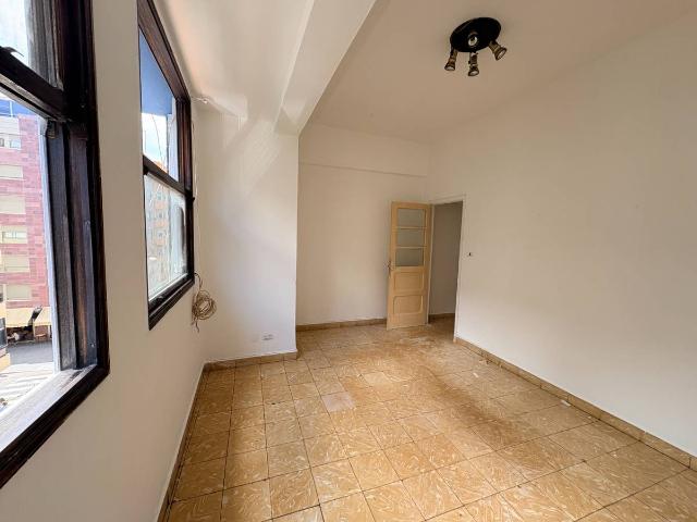 Piso en Venta en Arenales Lugo Avda. Marítima