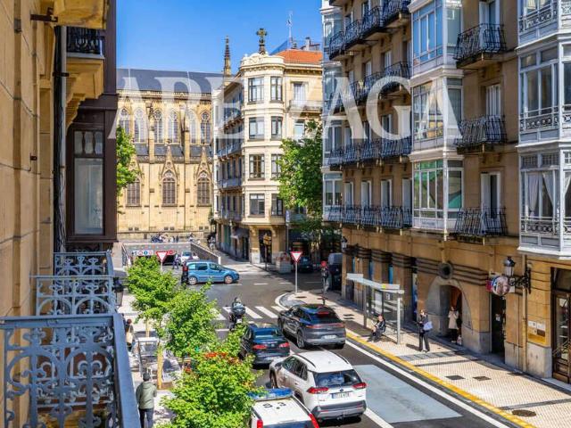 Piso en Venta en Área Romántica