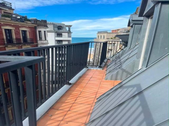 Piso en Venta en Área Romántica