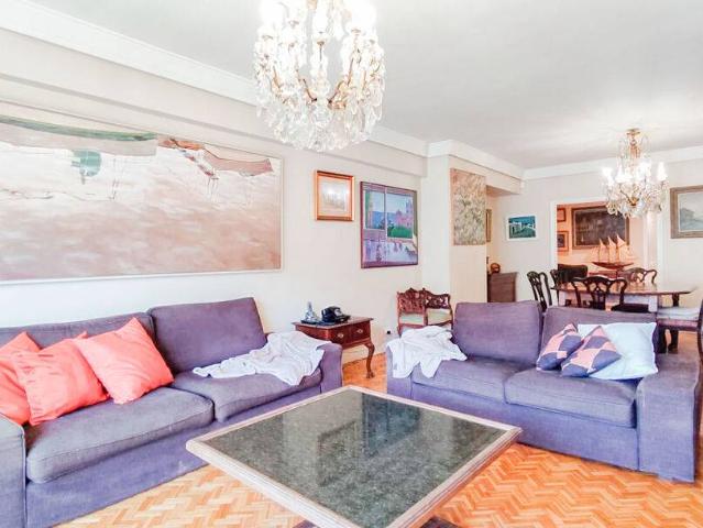 Piso en Venta en Área Romántica