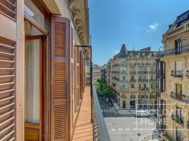 Piso en Venta en Área Romántica