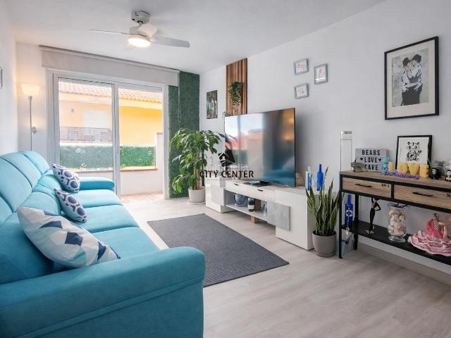 Piso en venta en Arona, Cabo Blanco. SE VENDE BONITO PISO EN CABO BLANCO. Pisos.
