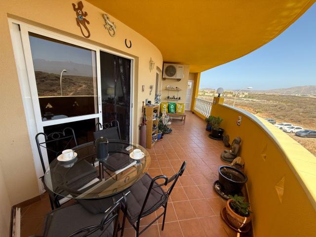 Piso en venta en Arona, Costa del Silencio. Pisos.